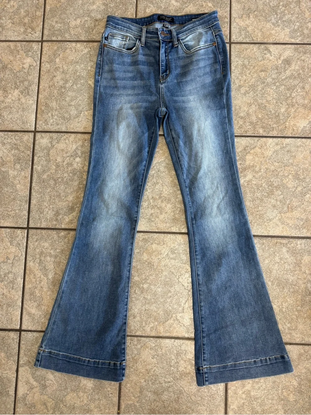 Judy Blue Womens trouser flare jeans - size 7/28